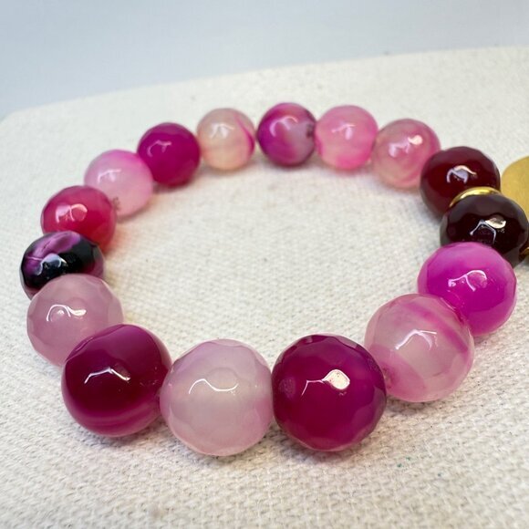 Kenneth Jay Lane Agate Bead Hammered Coin Stretch Bracelet - Picture 7 of 10